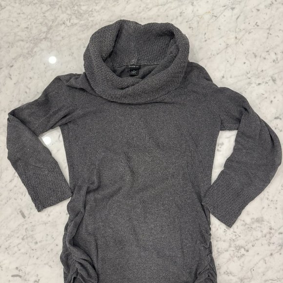 Women's Calvin Klein Jeans Turtleneck - Picture 1 of 3